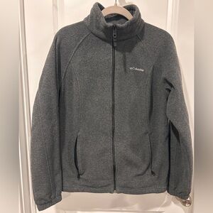 Women’s Large Columbia full zip fleece. EUC